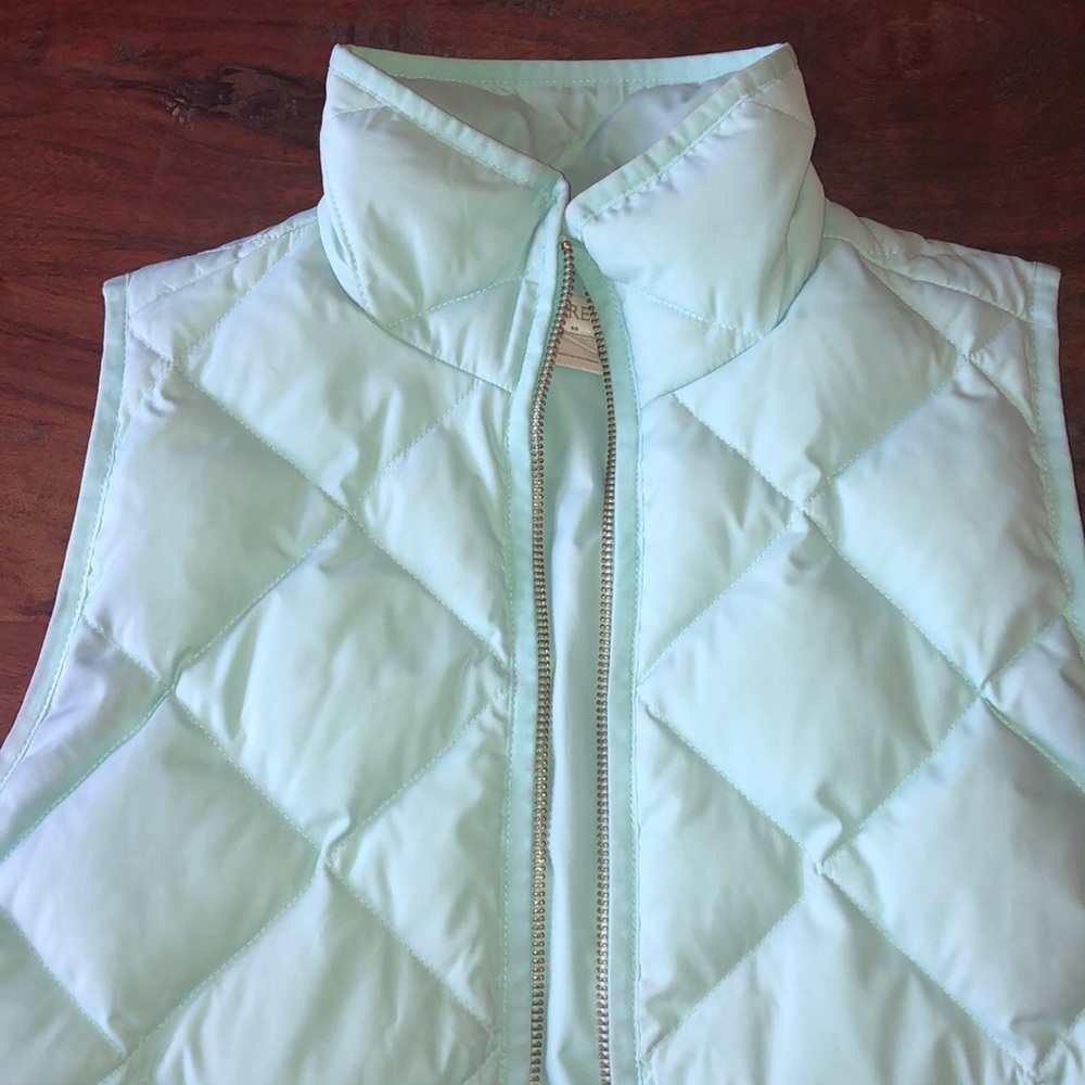 JCrew quieted vest. Like new. Aqua in color.